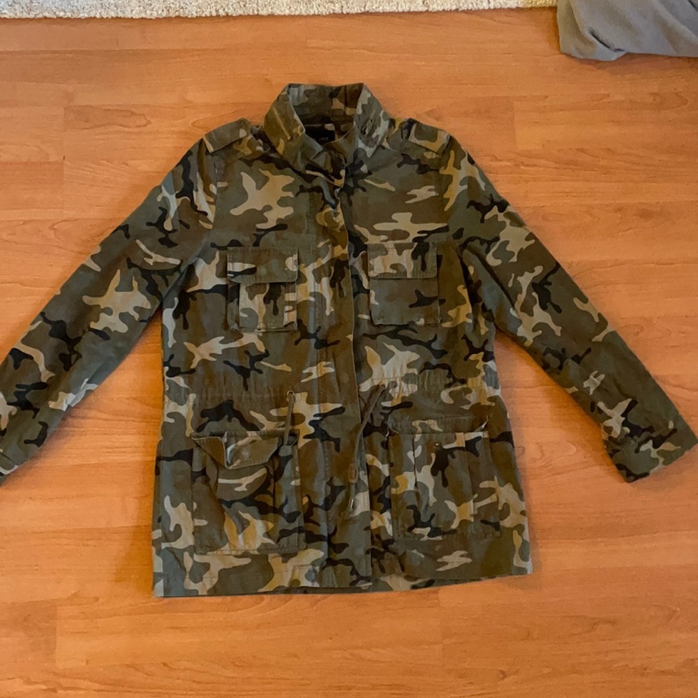 Lightweight Camo Print Jacket